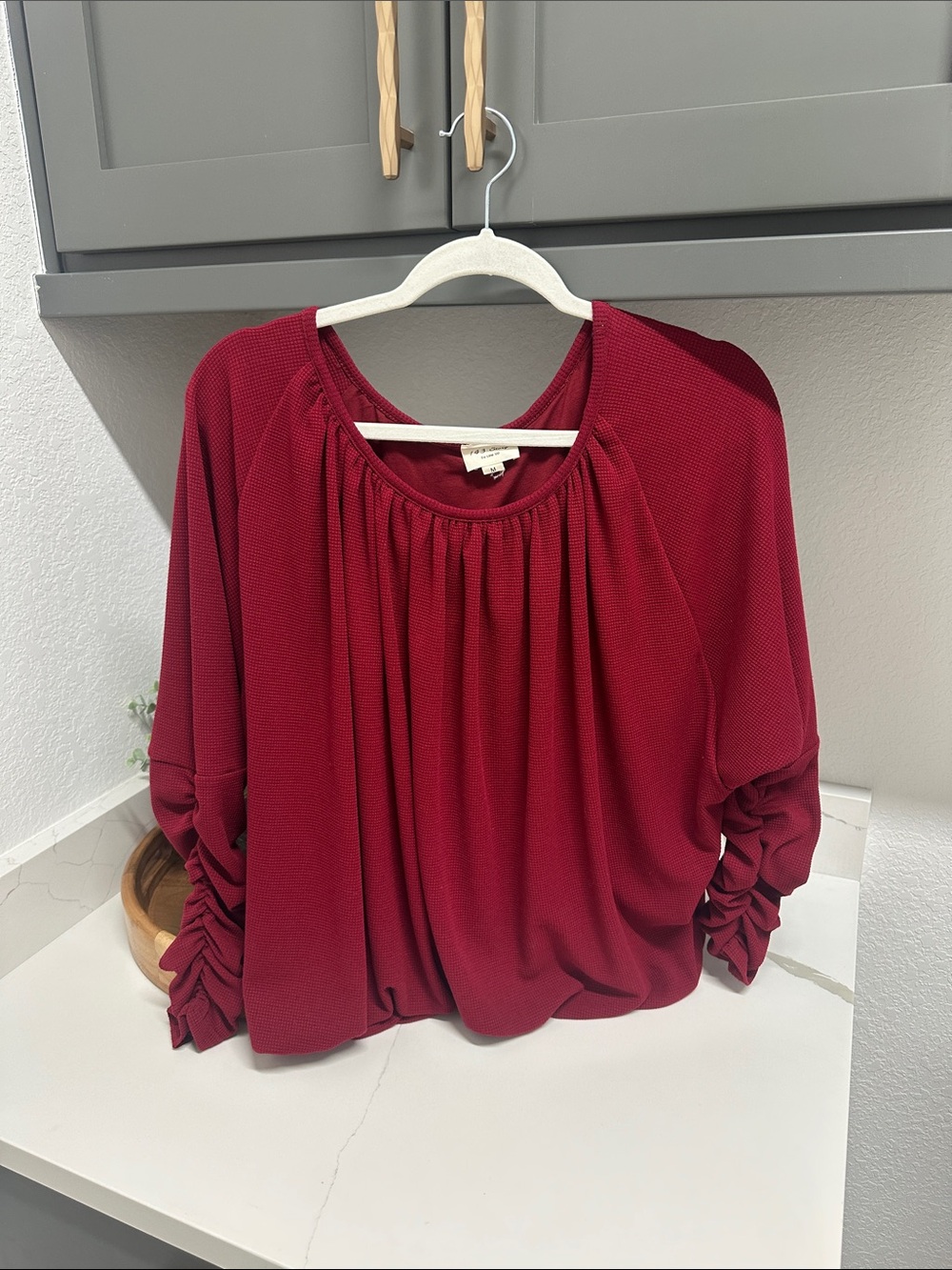 1.4.3. Story by Line Up Burgundy Gathered Sleeve Sweatshirt